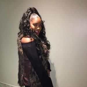 Meet your Posher, Natalie